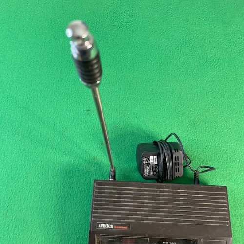 Uniden Bearcat BC-140 10-Channel Radio Scanner with Power Adapter - Black - Picture 5 of 13
