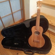 Made In Hawaii Koaloha Concert Ukulele Kcm-00 Used