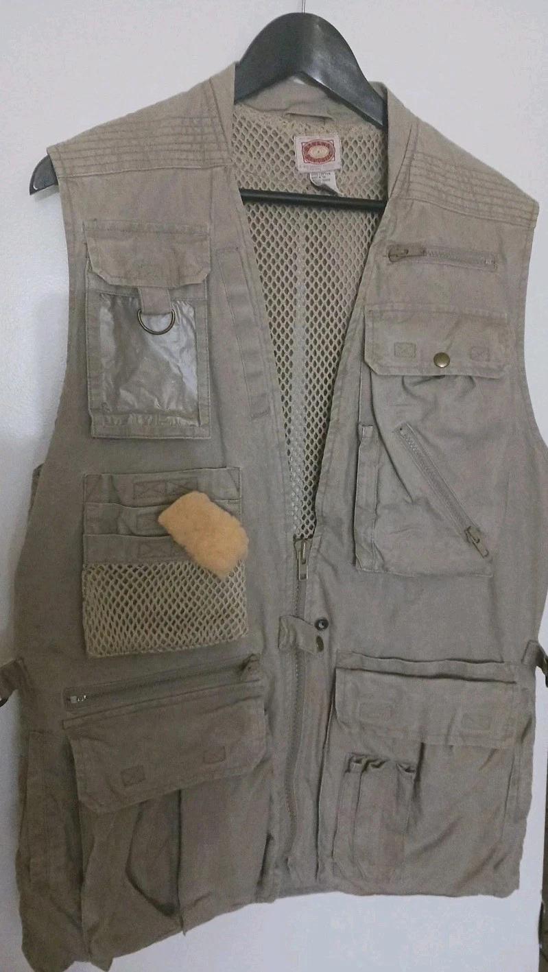 VTG Banana Republic Vest Sz M Khaki Cargo Photo Safari Fish 80's HONGKONG