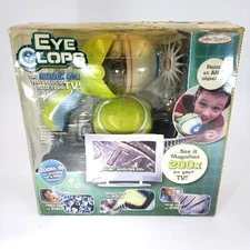 EyeClops The Bionic Eye Plugs Into TV Magnify 200x NEW Nos 2007 Jakks Pacific