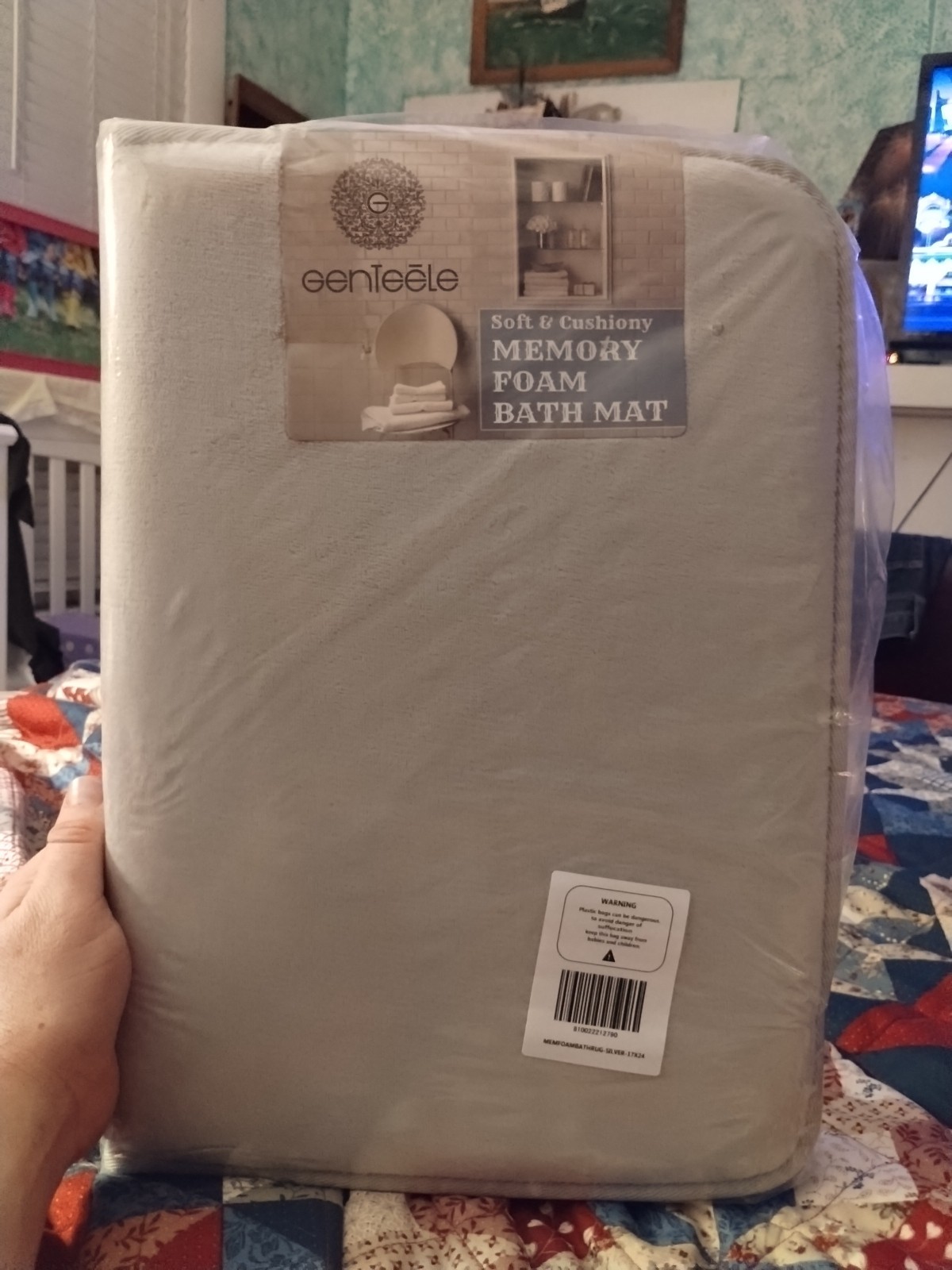 Genteele Bath Mats for Bathroom Non Slip - White 17" x 24" Memory Foam Quick Dry