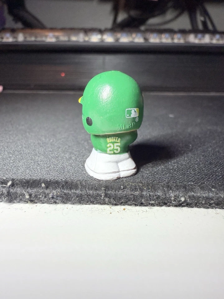 MLB Series 12 Teenymates Brent Rooker Athletics 2025 Foto 2 de 2