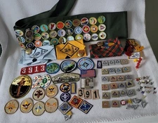Huge Lot 100+ Boy Scouts Patches/pins 