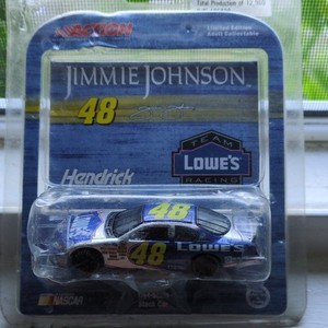 Action 1:64 Jimmie Johnson #48 Lowe's 2004 Chevy Monte Carlo NASCAR Limited Ed