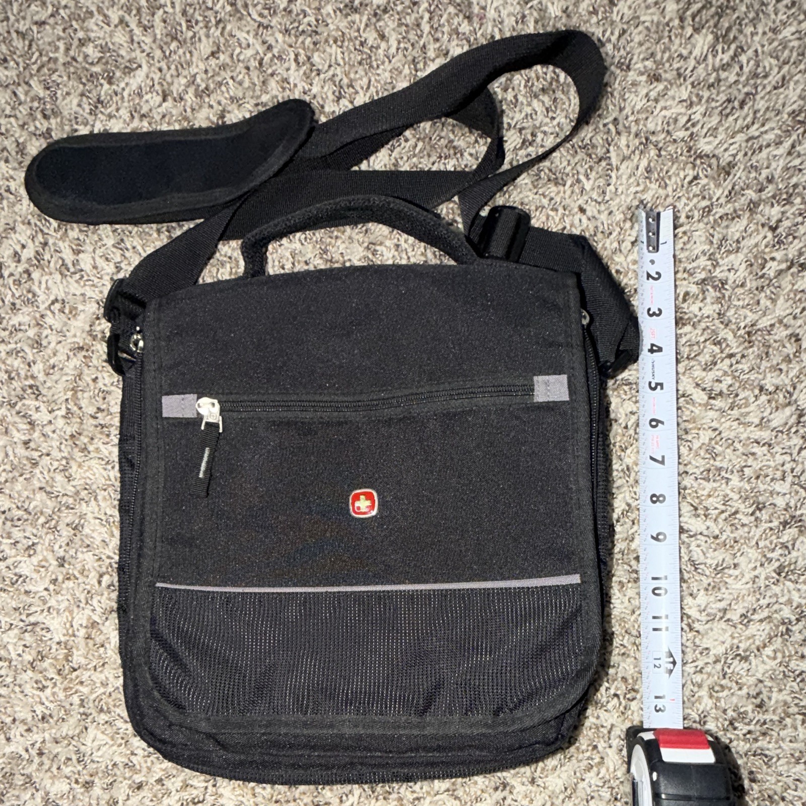 SWISSGEAR Black Men's Mini Messenger Shoulder Bag Lightweight Casual