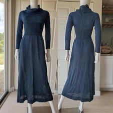 Vintage 70s Wenjilli Dark Blue Turtleneck Knit Long Sleeve Dress