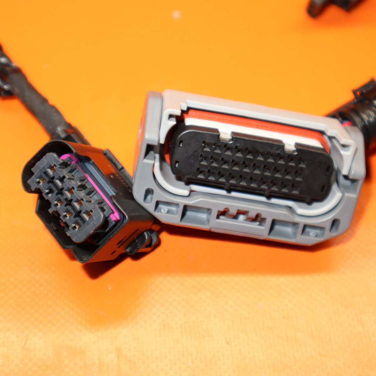 TESLA MODEL S FRONT WIRE HARNESS FDU P2 2021 2022 2139991-00-C OEM  