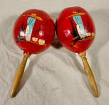 PAIR VINTAGE HANDMADE HAND PAINTED GOURD MEXICAN MARACAS PERCUSSION INSTRUMENT