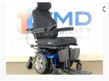 Quantum Q6 edge 2.0 Wheelchair 18" x 18" USED
