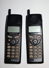 Pair of Audiovox AIRTOUCH Air Touch MVX-480 Cell Phone Retro tested works w chrg