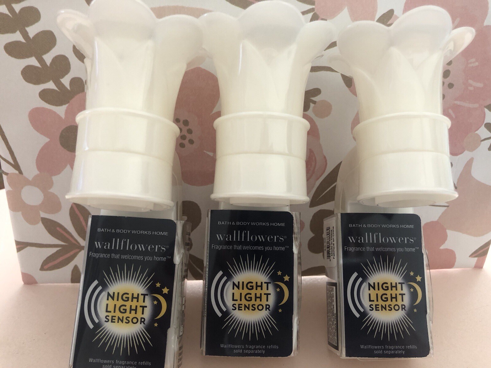 Bath & Body Works Wallflower Diffuser Plug-In Night Light Sensor Lot Of 3