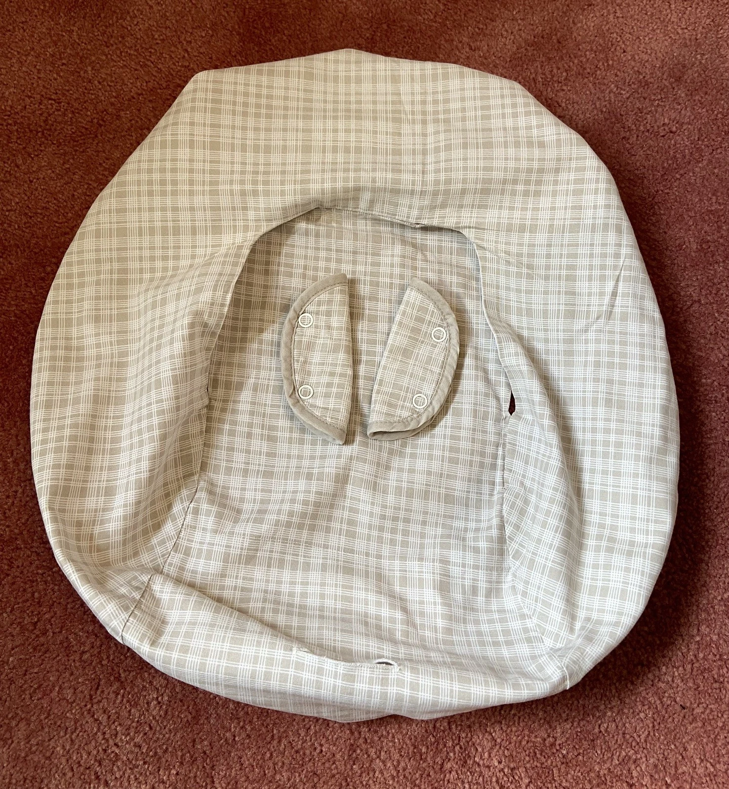 Stokke Tripp Trapp Newborn Seat with Reversible Spare Cover Set- Very good cond
Opens in a new windo