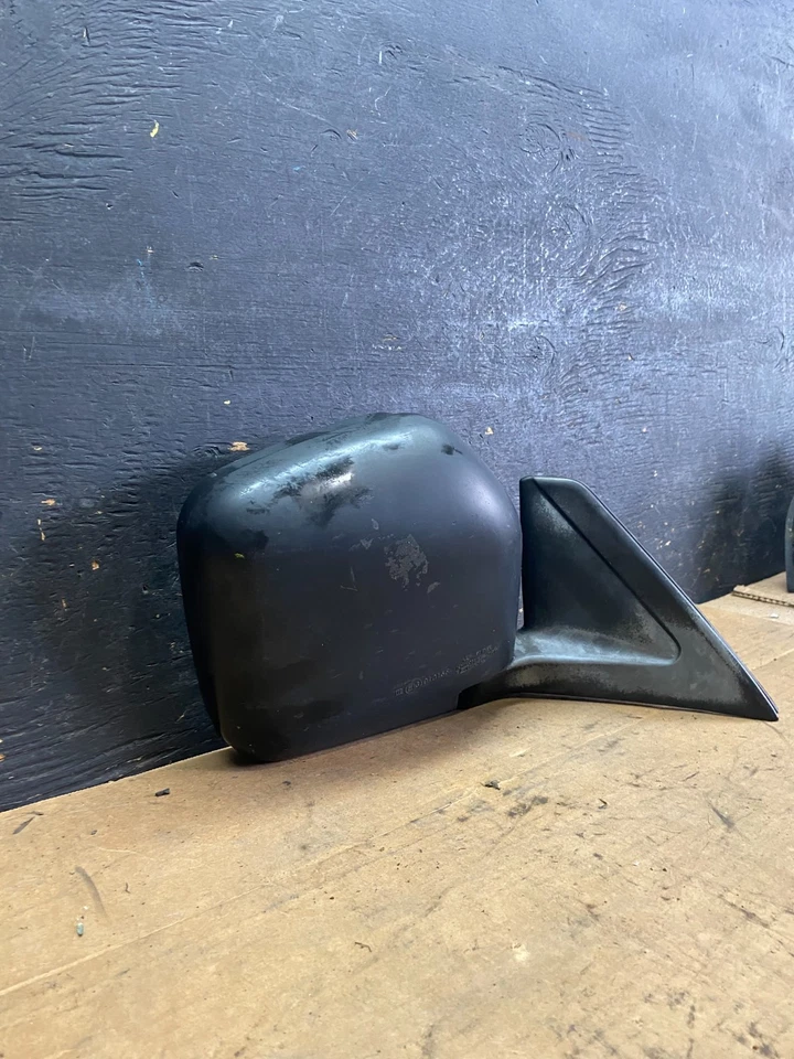 1997 to 2002  Mitsubishi Montero Passenger Right Side View Door Mirror R0086 DG - Image 2 of 4