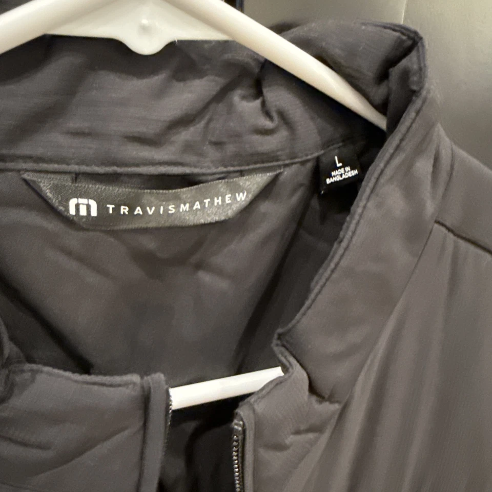 Travis Mathew’s Men’s Golf Vest Black Size Large White Manor Country Club NWOT - Image 2 of 4