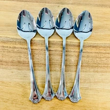 Reed and Barton COUNTRY FRENCH 4 Soup Spoons Stainless Steel Flatware Glossy