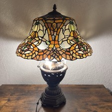TIFFANY-STYLE Vtg Stained Glass Lamp