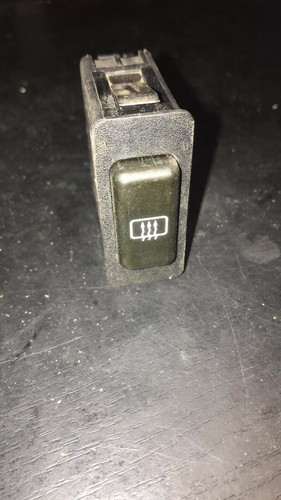 BMW 5 (E34) 1995 Schalter Scheibenheizung 1391749