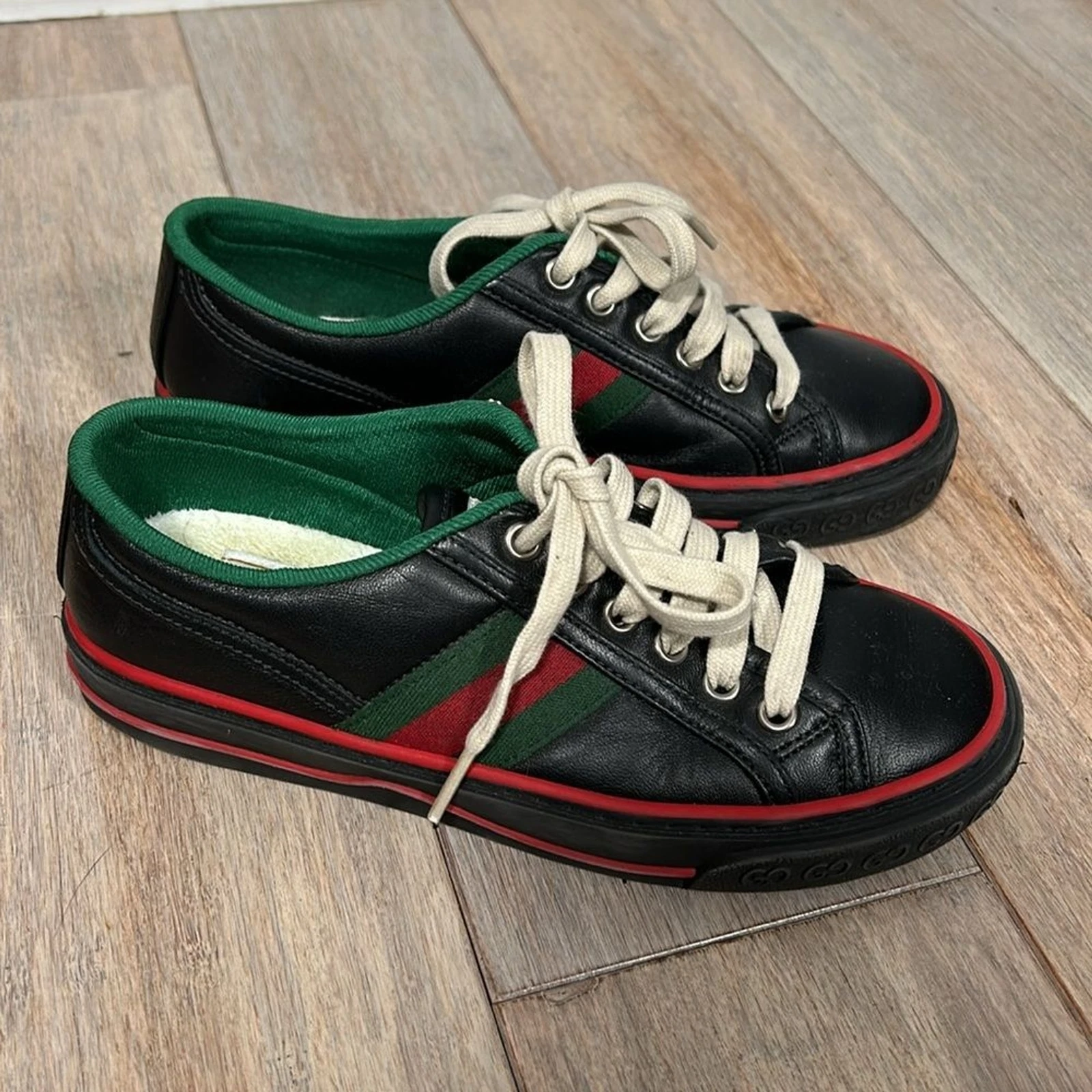 Baskets cuir Gucci Tennis 1977 taille 34 US 4 unisexe
