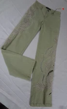 NWT BRAZIL ROXX EMBROIDERED FLORAL CUTOUTS TAN GREEN JEANS WOMENS SIZE 2 K70
