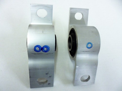 Boccole posteriori braccio inferiore potenziate STi gruppo N per Subaru Impreza 92-07 originali ADV - Foto 5 di 6