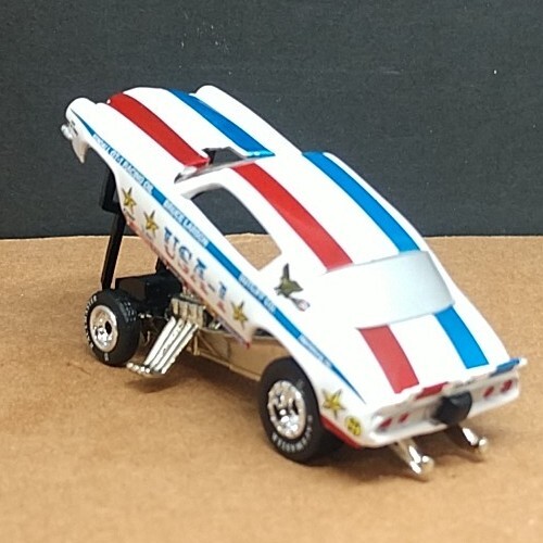 ミニカー '70 CAMARO FUNNY CAR ミニカー '70 CAMARO FUNNY CAR LIMITED EDITION NHRA 1970
