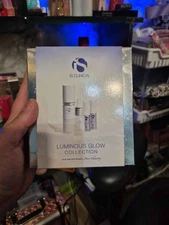 iS CLINICAL Luminous Glow Collection 4 pc Set Skincare