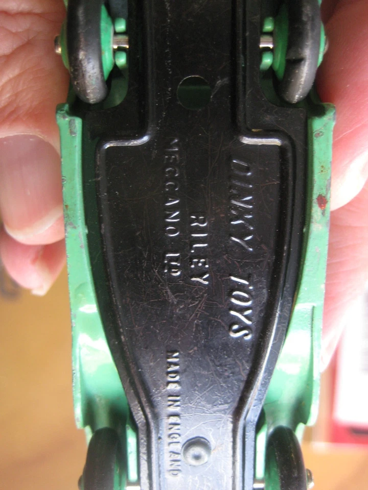 Juguetes Dinky de colección - 40a, coche berlina Riley, con bujes negros 1947-53 Foto 2 de 2