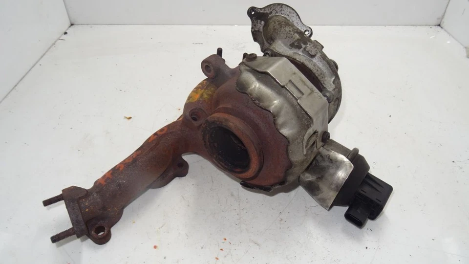 CARGADOR TURBO MOTOR VOLKSWAGEN PASSAT CC 3C (2008) 2.0 TDI 03L253019J Foto 4 de 4