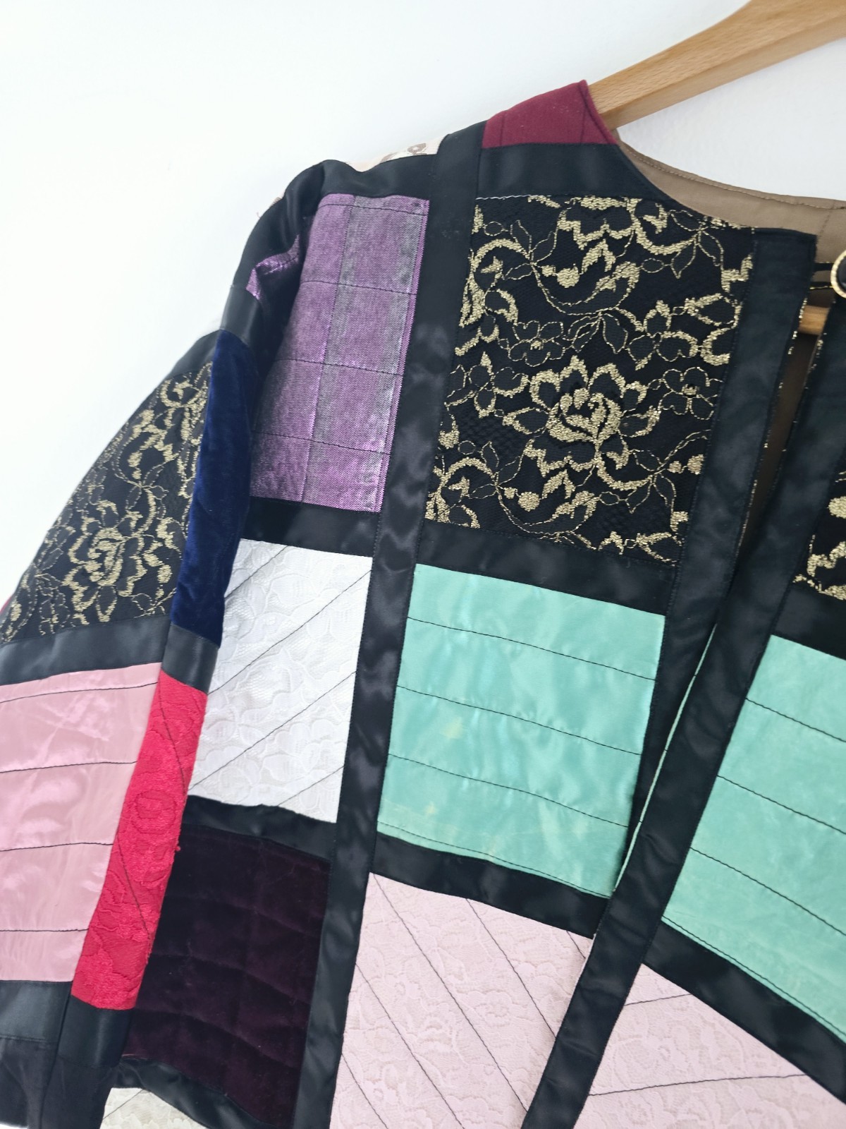 Quilted Patchwork Satin Square Jacket 2X Handmade… - image 6