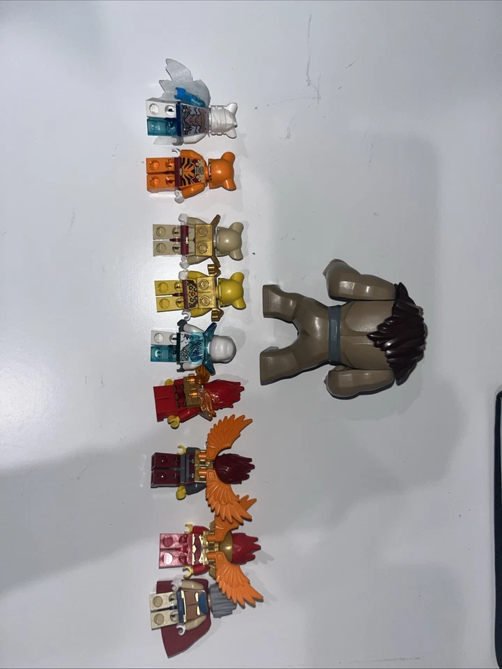 LEGO Chima Minifigures - Image 2 of 2