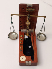 Vintage Pocket Travel Scale Set Wooden Box Se...