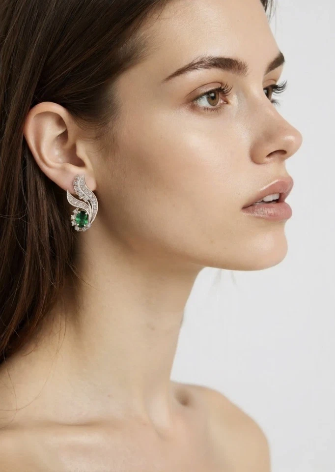 9K Roségold Ohrringe mit 2 Smaragden (1,7 ct) & 51 Diamanten (1 ct) - Bild 2 von 4