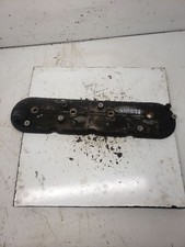 2001 Chevrolet Suburban 1500 Valve Cover 1000295 2001 Chevrolet Suburban 1500 Valve Cover 1000295