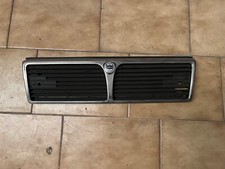 LANCIA THEMA 1SERIES FRONT GRILLE WITH HOLES WIPER BLADES FRONT GRILL ORIGINAL
