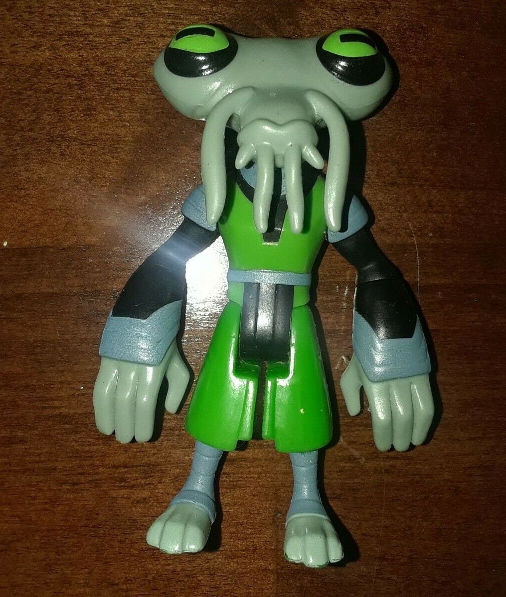 BANDAI BEN 10 ULTIMATE ALIEN AZMUTH ACTION FIGURE 2.5