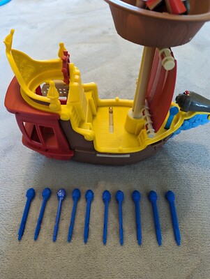 Mattel Disney Jake & the Neverland Pirates Schiff x5 x10 Raketen Kugeln