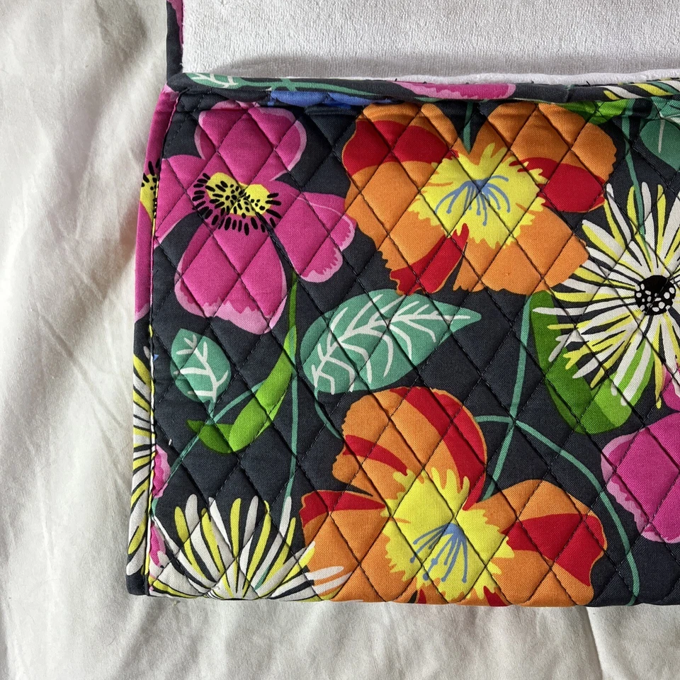 ¡Nuevo! Bolsa de viaje Vera Bradley multicolor pañal bebé cambiador almohadilla flores de jazz Foto 4 de 4