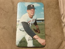1970 Topps Super Baseball -  Larry Dierker - Card #6 - Very Good - Small Crease