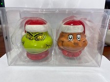 Dr. Seuss Grinch and Max Salt and Pepper Shaker Set New Christmas
