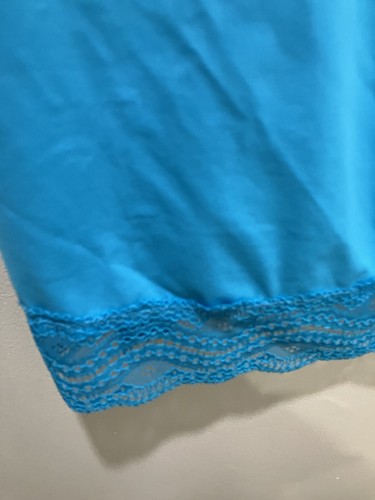 Relativity Size XXL (20) Turquoise Camisole/Tank Top With Lace Trim At Neck - Picture 3 of 5