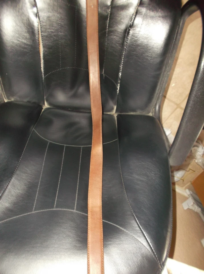 BH Image Tony Stewart #20 Leather Belt With Metal Buckle, Size 36 Waist - Image 4 of 4