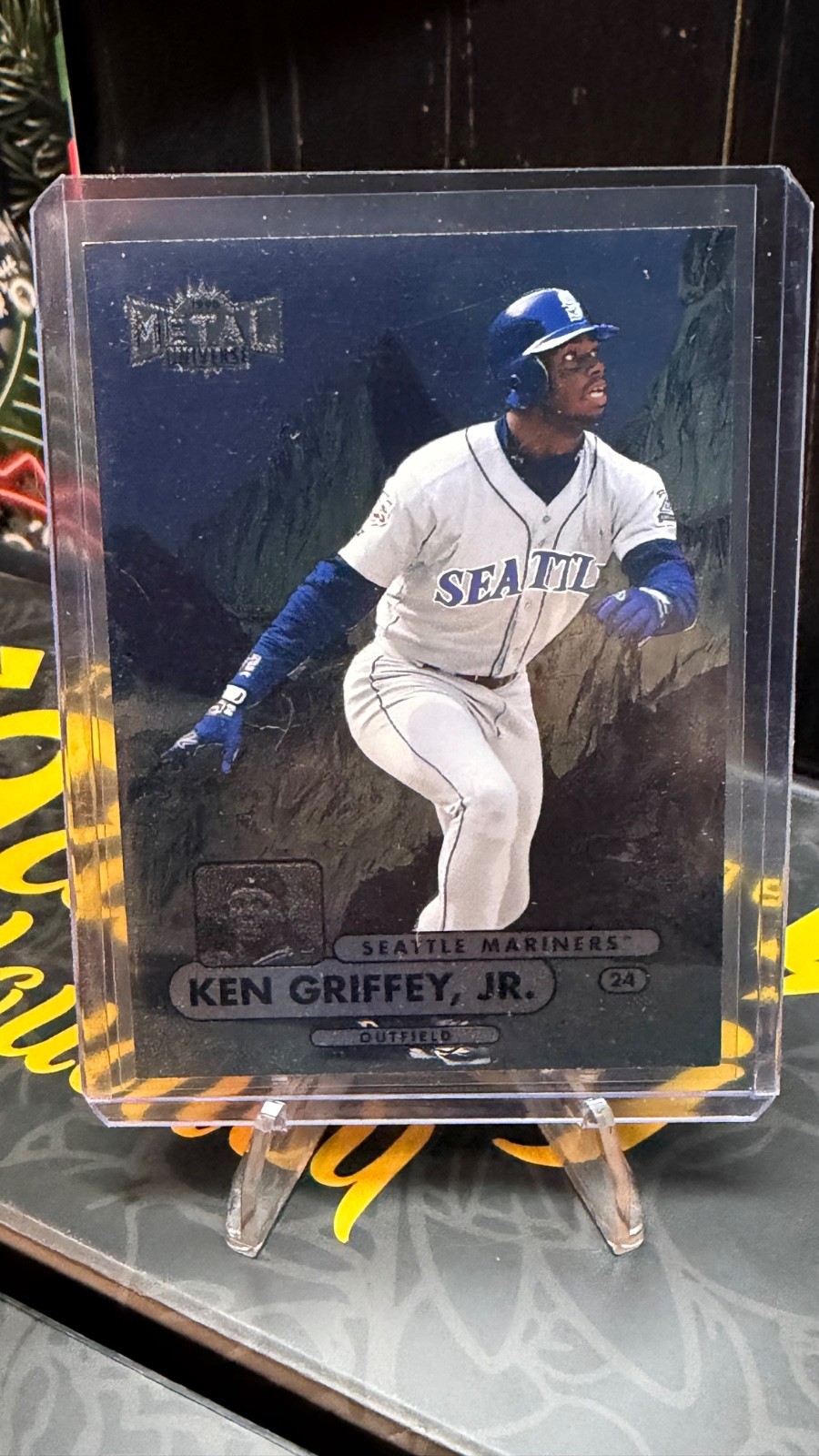 1998 Fleer Metal Universe Ken Griffey Jr. #161 Seattle Mariners HOF