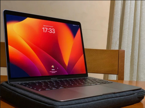 MacBook Air 13" Apple M1 256GB 8 GB RAM prezzo ebay