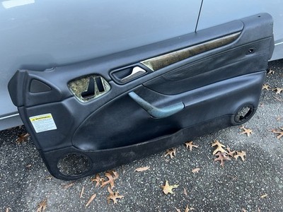 1999 2000 2001 2002 Mercedes-Benz W208 DOOR Panel CLK55 CLK430 CLK320 Genuine RH