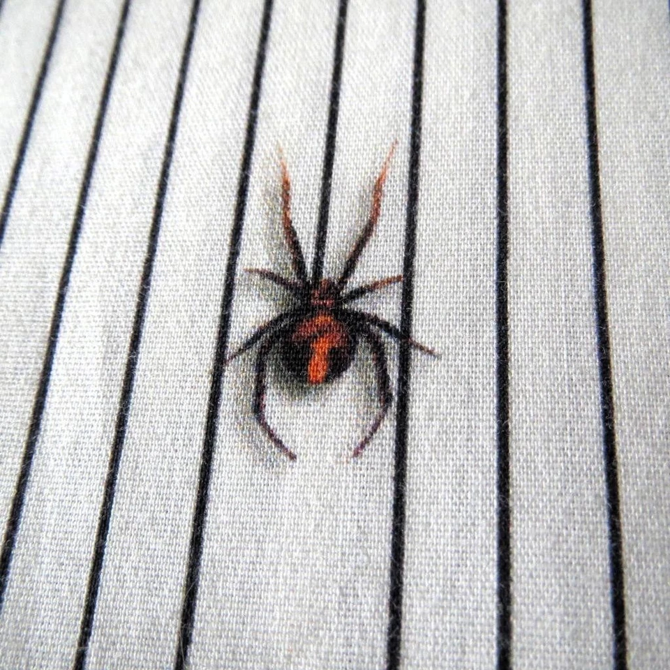 Disfraz de Vampiro Drácula Camisa de Vestir Arañas 2XL Viuda Negra Lujo Nahem Foto 4 de 4