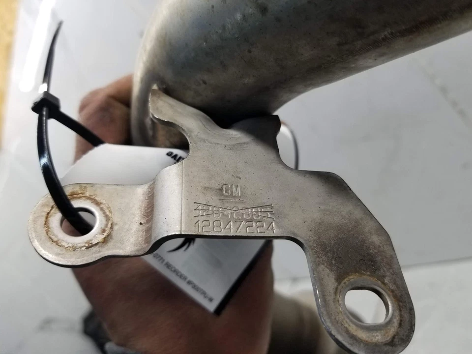 SAAB 9-3 2011 tubo de carga de aire de impulso inferior (bajo motor) 12847224 #10958 Foto 4 de 4