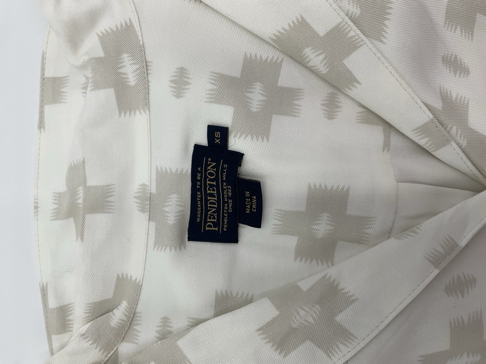 Women’s Pendleton Geometric Aztec Button Up Shirt… - image 2