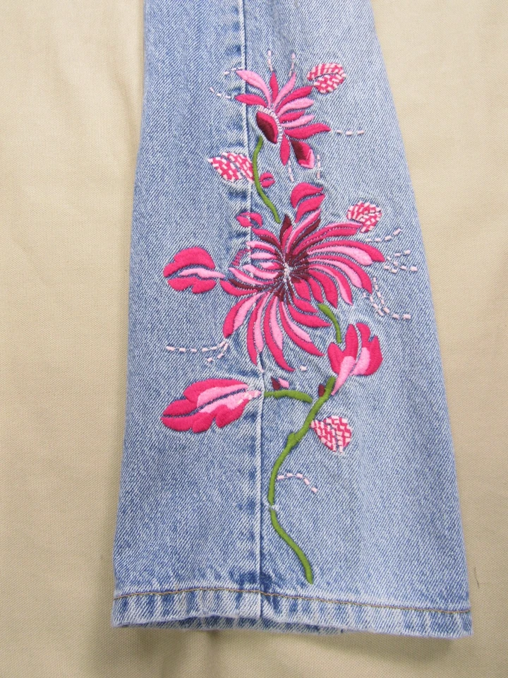 Vintage Express Bleus Embroidered Women's Jeans Size 1/2 Blue Denim Wash Pink - Image 3 of 4