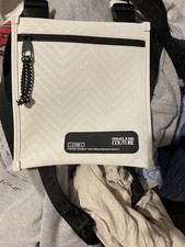 Versace Jeans Couture borsa a tracolla piatta / borsa reporter / borsa messenger in bianco