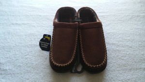 mens slippers size 9